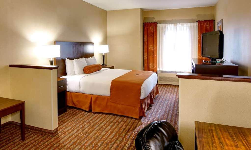 Phoenix Inn Suites - Eugene Room photo